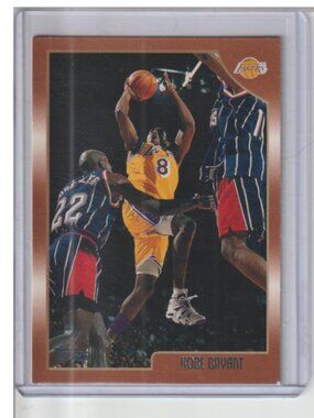 Kobe Bryant 1998-99 Topps #68 HOF LA Lakers